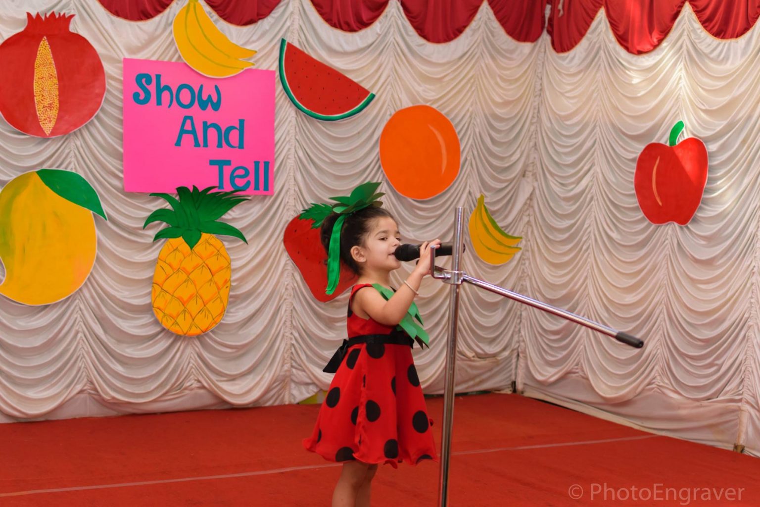 Orange Pre-School Kids singing